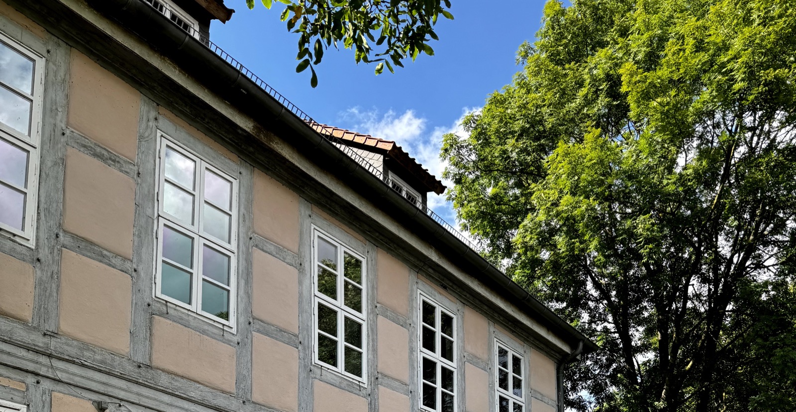 Foto vom Künstlerhaus Meinersen im Sommer 2024